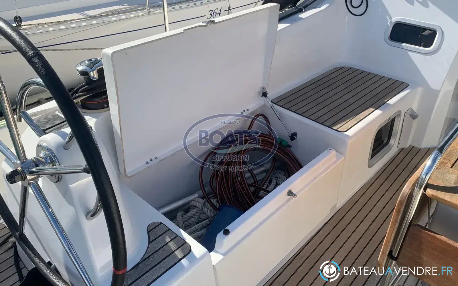 slider 9 Jeanneau Sun Odyssey 380