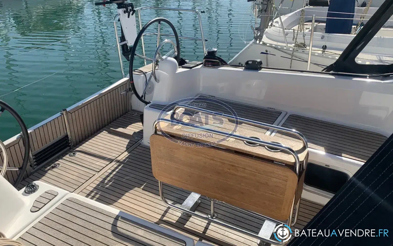 slider 12 Jeanneau Sun Odyssey 380