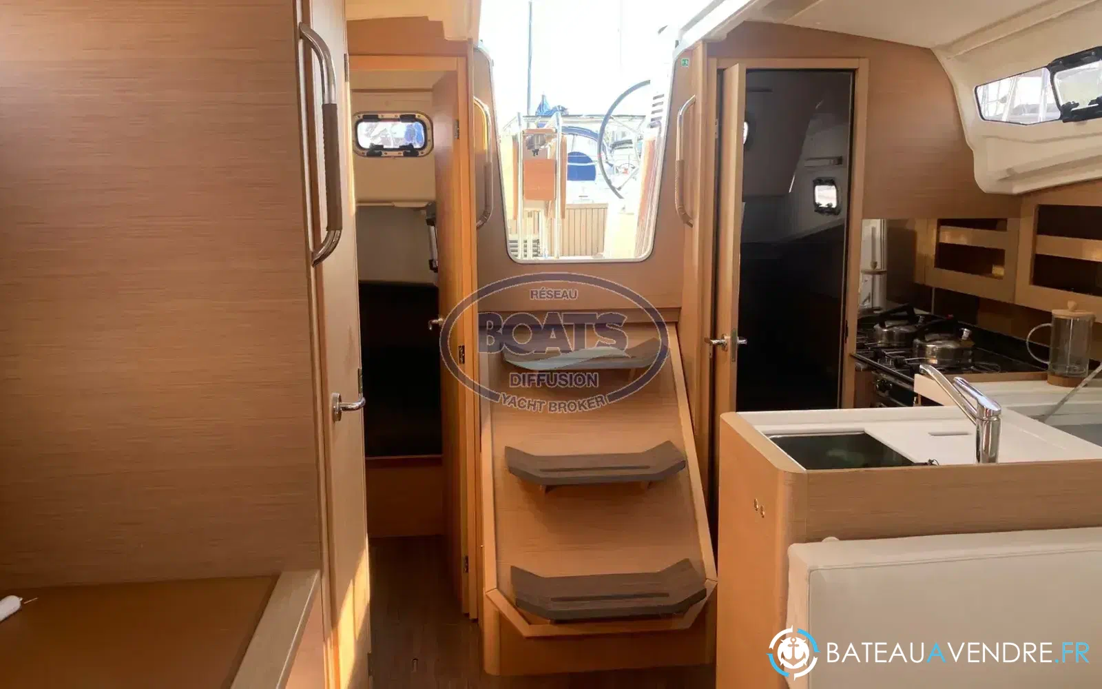 slider 5 Jeanneau Sun Odyssey 380