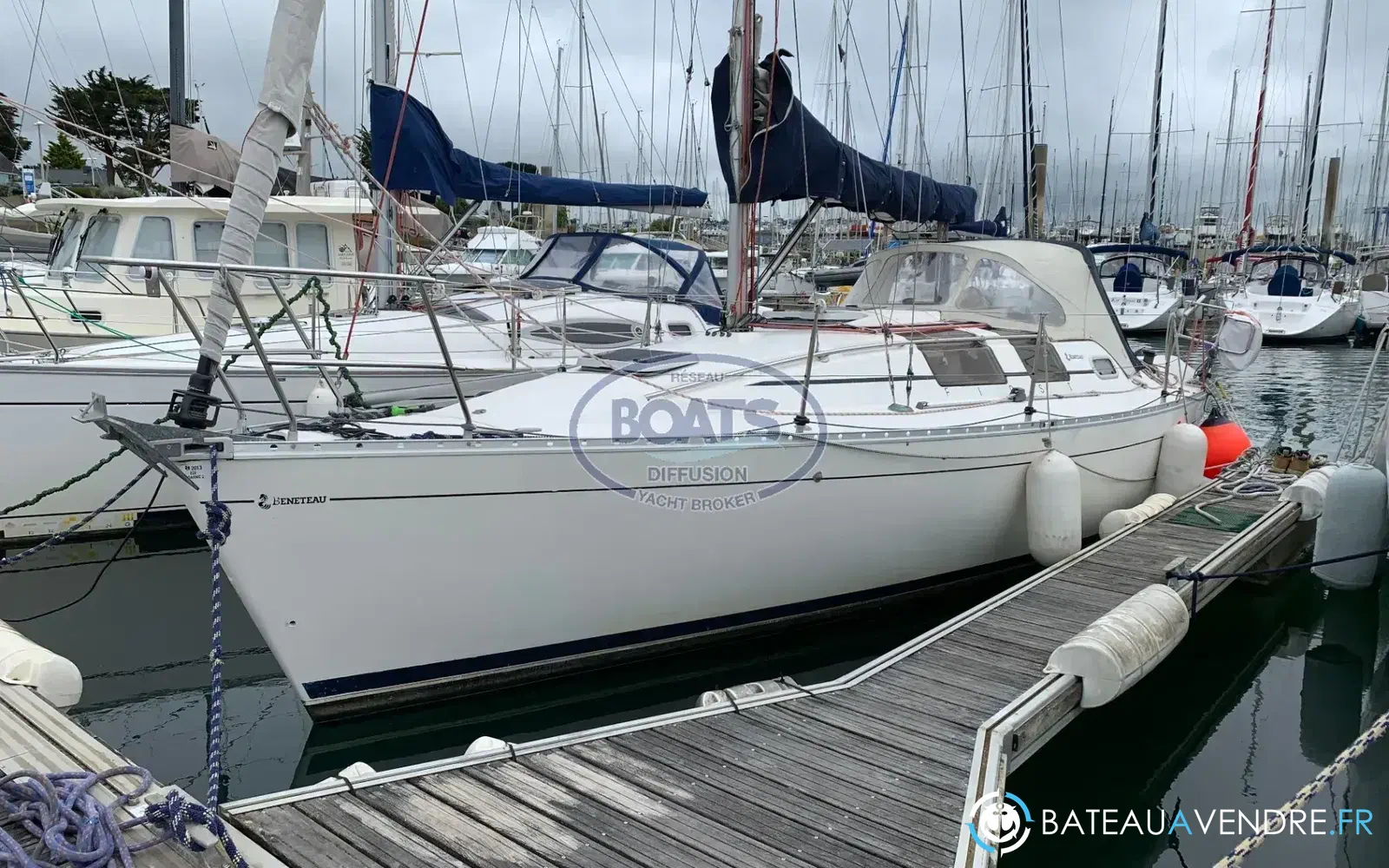 slider 1 Beneteau First 32 S5