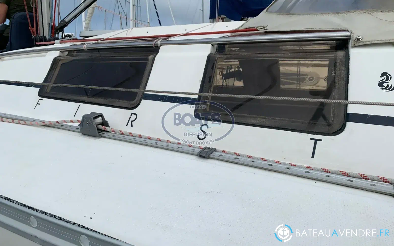slider 5 Beneteau First 32 S5