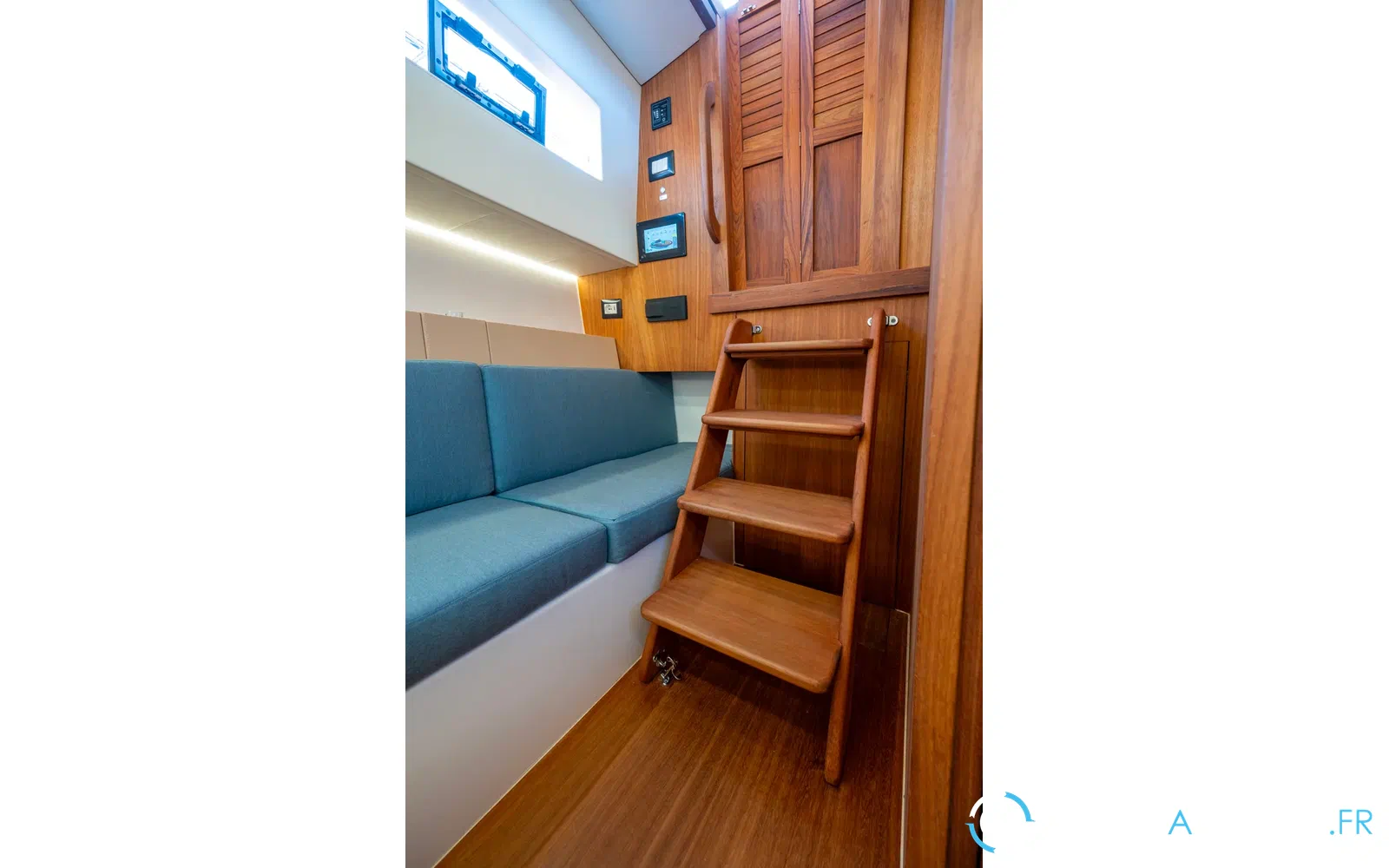 slider 16 Cantieri Mimi Libeccio 9.5 Cabin