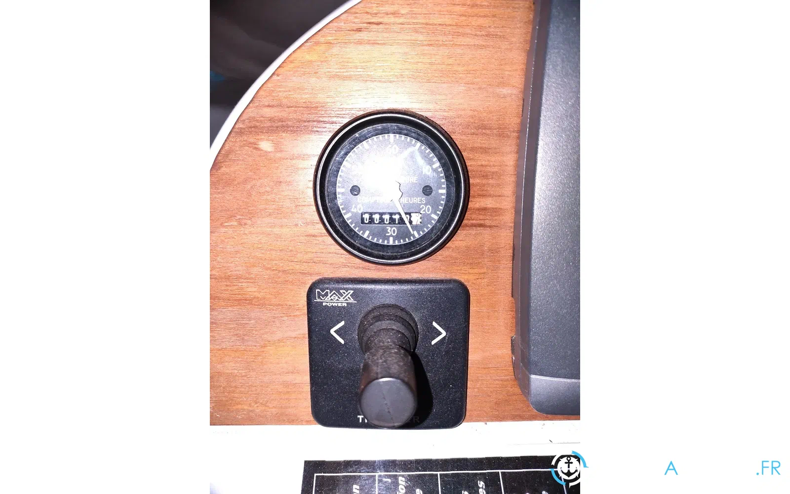 slider 31 Jeanneau Merry Fisher 925