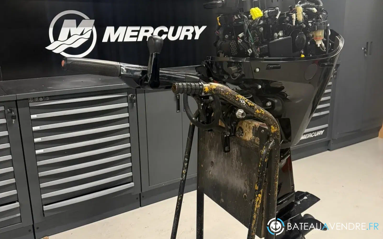 slider 3 MERCURY F25 MLH