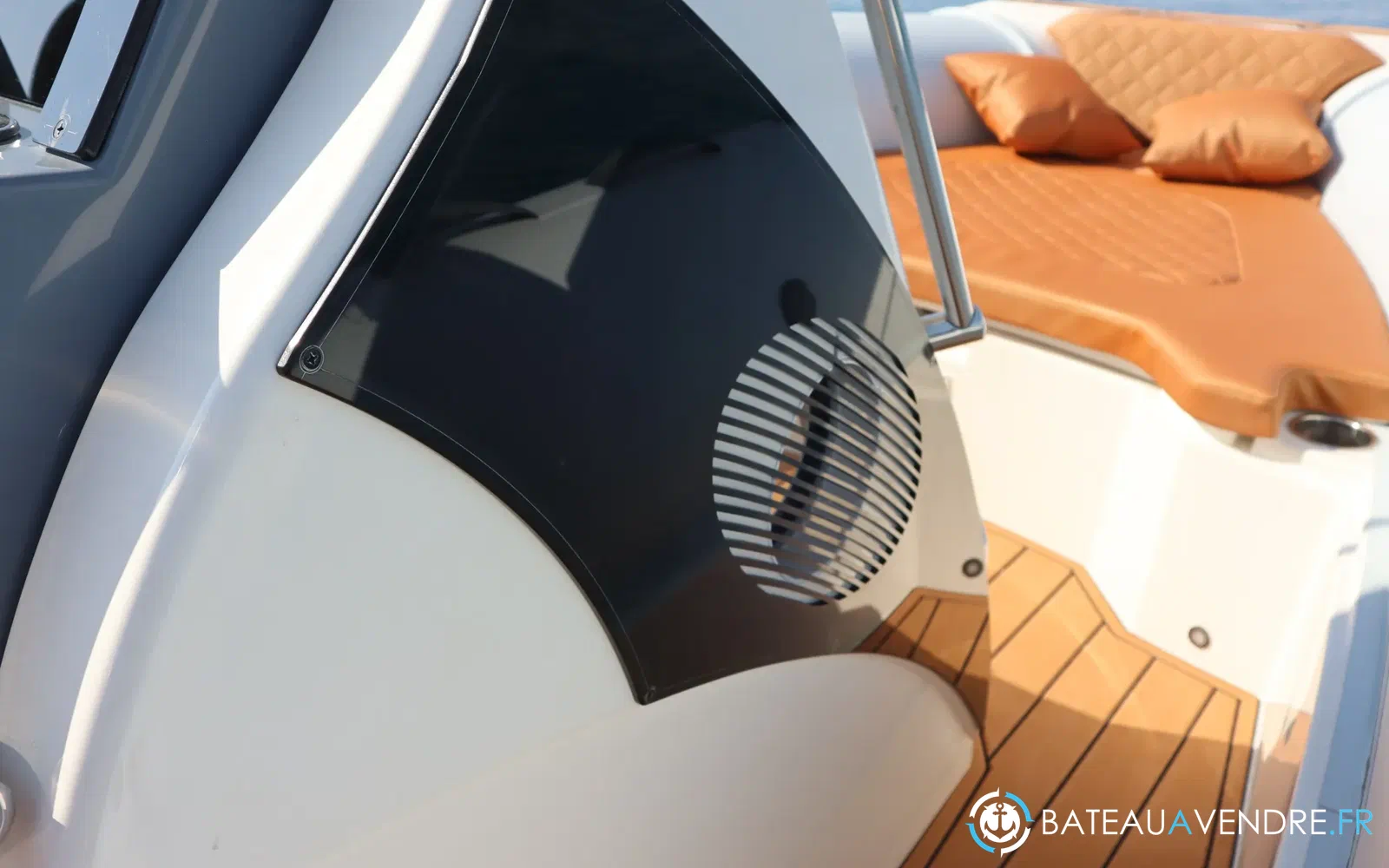 slider 17 Tiger Marine 750 TOP LINE