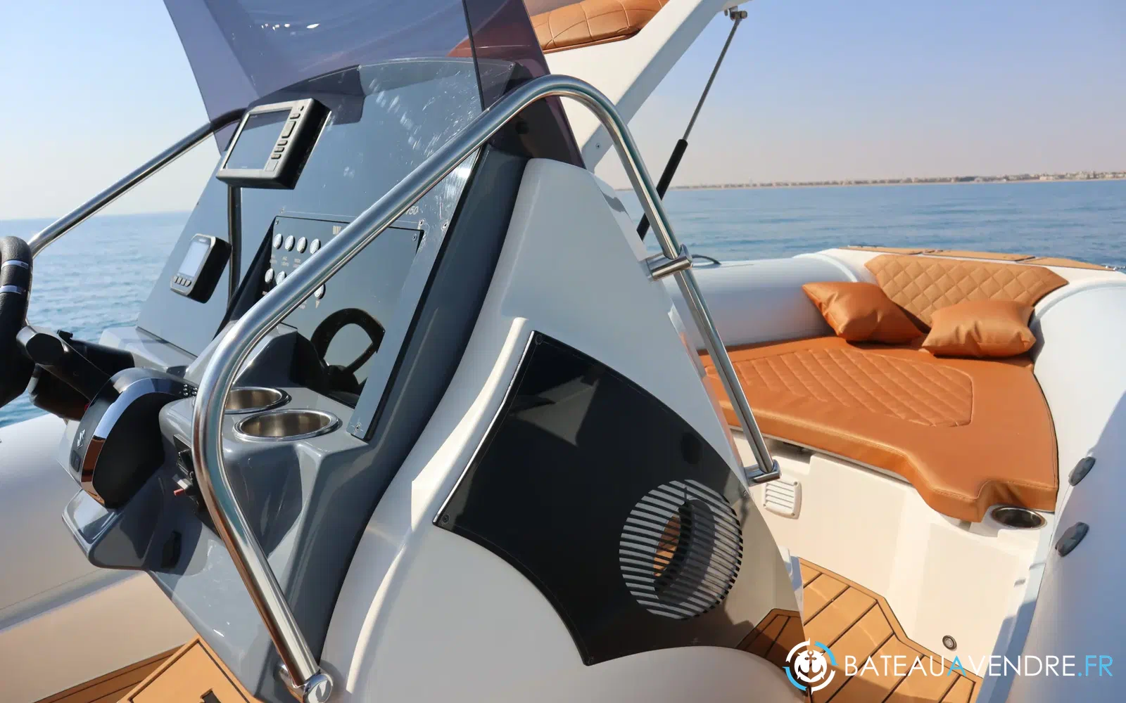 slider 18 Tiger Marine 750 TOP LINE
