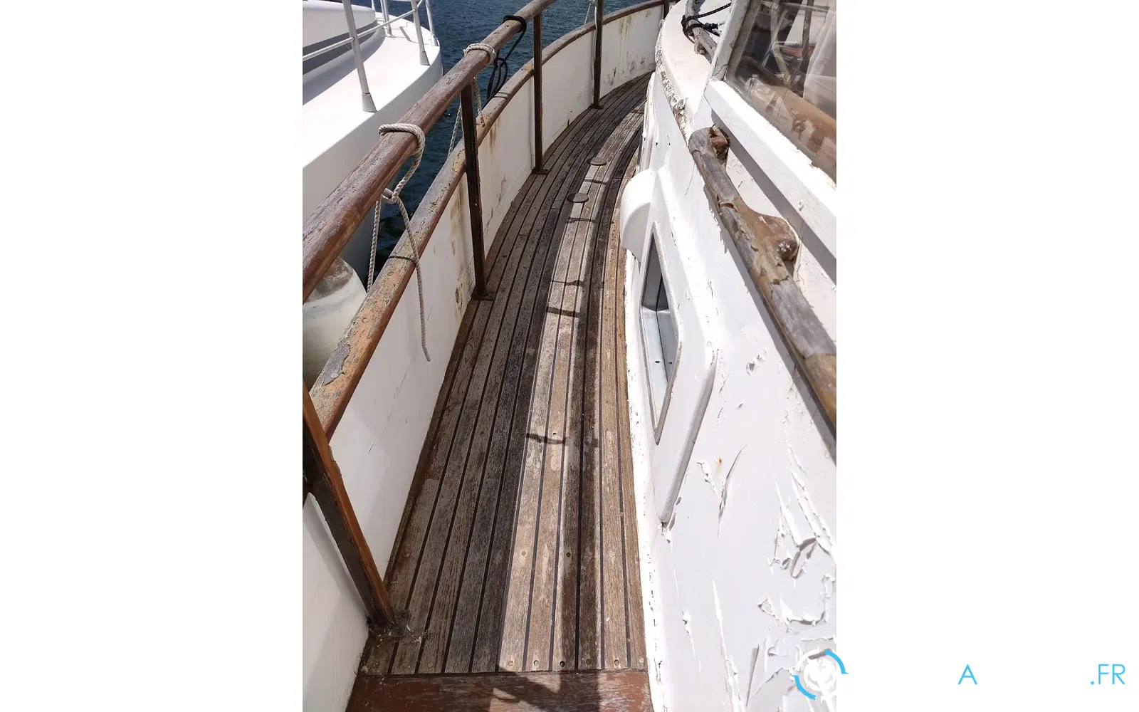 slider 12 Grand Banks 42 Europa