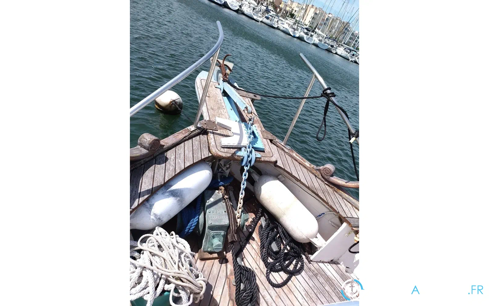 slider 14 Grand Banks 42 Europa