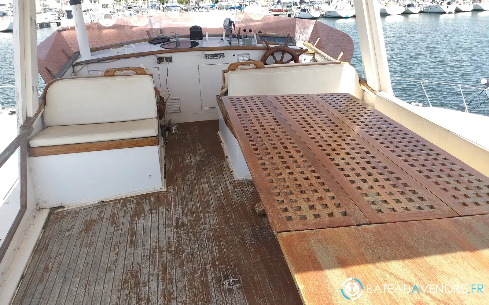 slider 18 Grand Banks 42 Europa