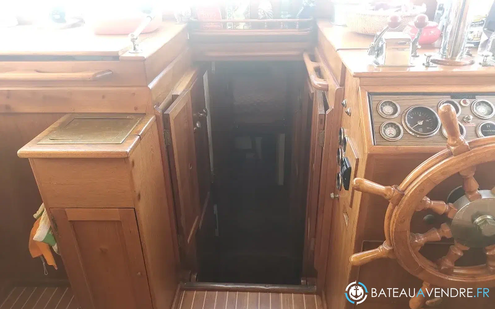 slider 34 Grand Banks 42 Europa
