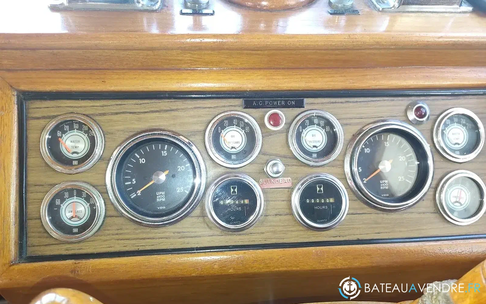 slider 38 Grand Banks 42 Europa