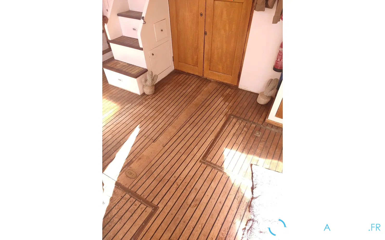 slider 2 Grand Banks 42 Europa
