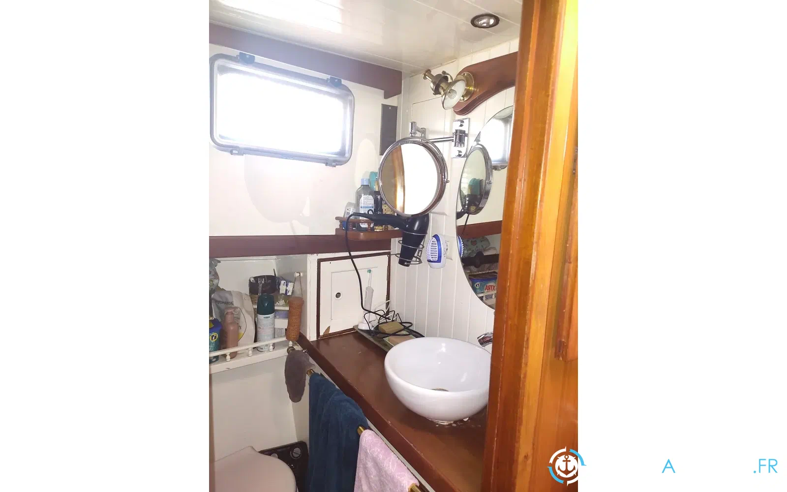 slider 61 Grand Banks 42 Europa