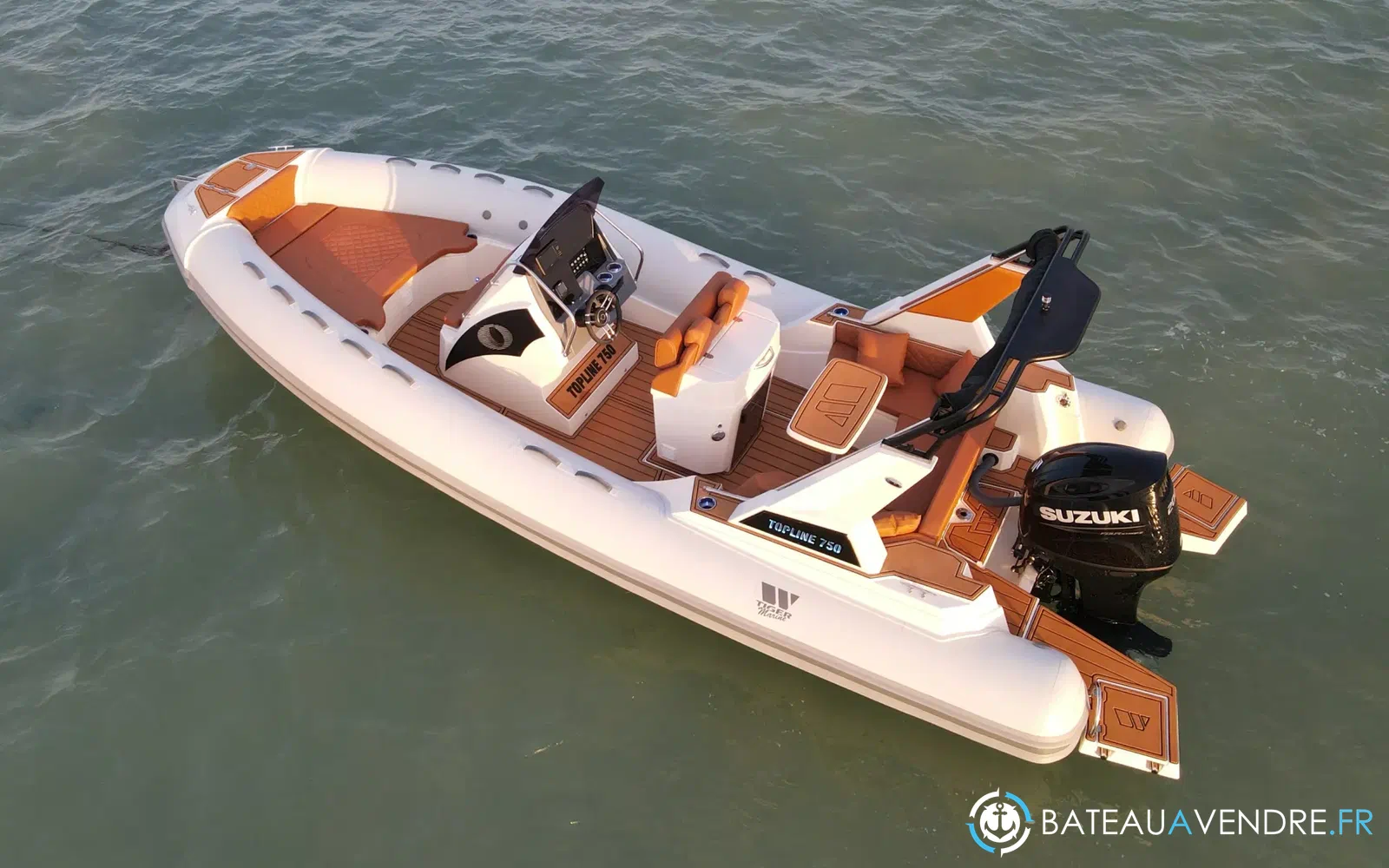 slider 1 Tiger Marine 750 TOP LINE