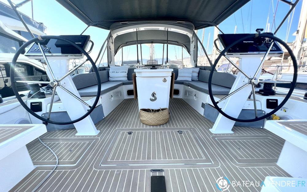 Beneteau Oceanis 51.1 interieur photo 3