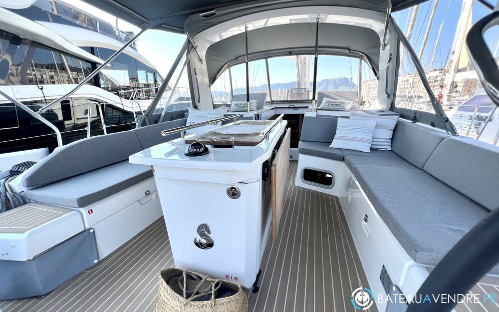 Beneteau Oceanis 51.1 interieur photo 4