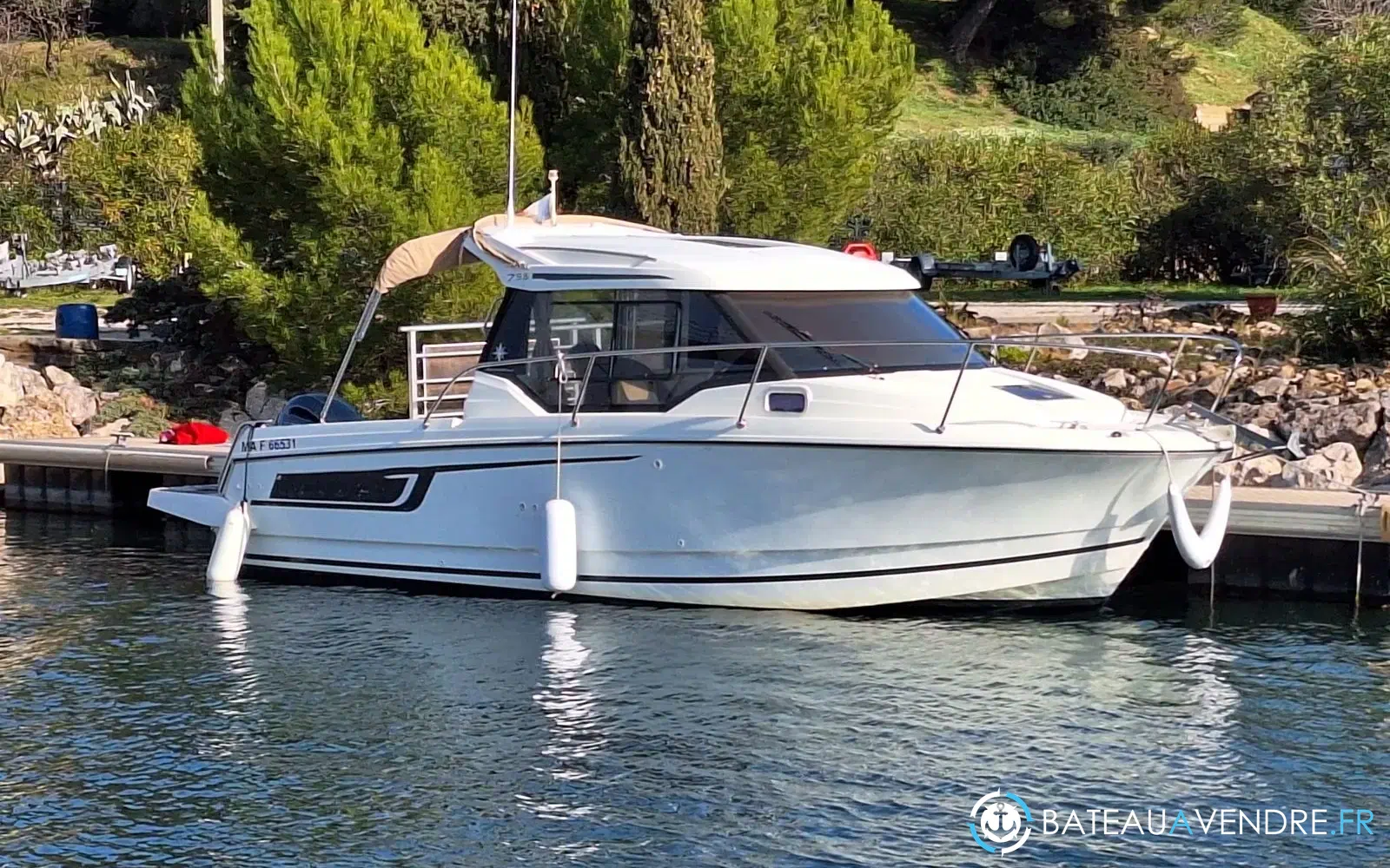slider 16 Jeanneau Merry Fisher 795