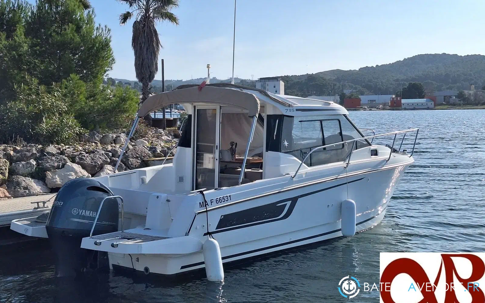 slider 1 Jeanneau Merry Fisher 795