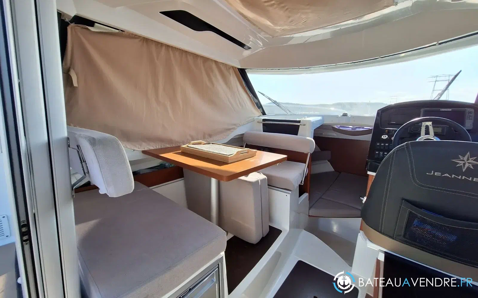 slider 7 Jeanneau Merry Fisher 795