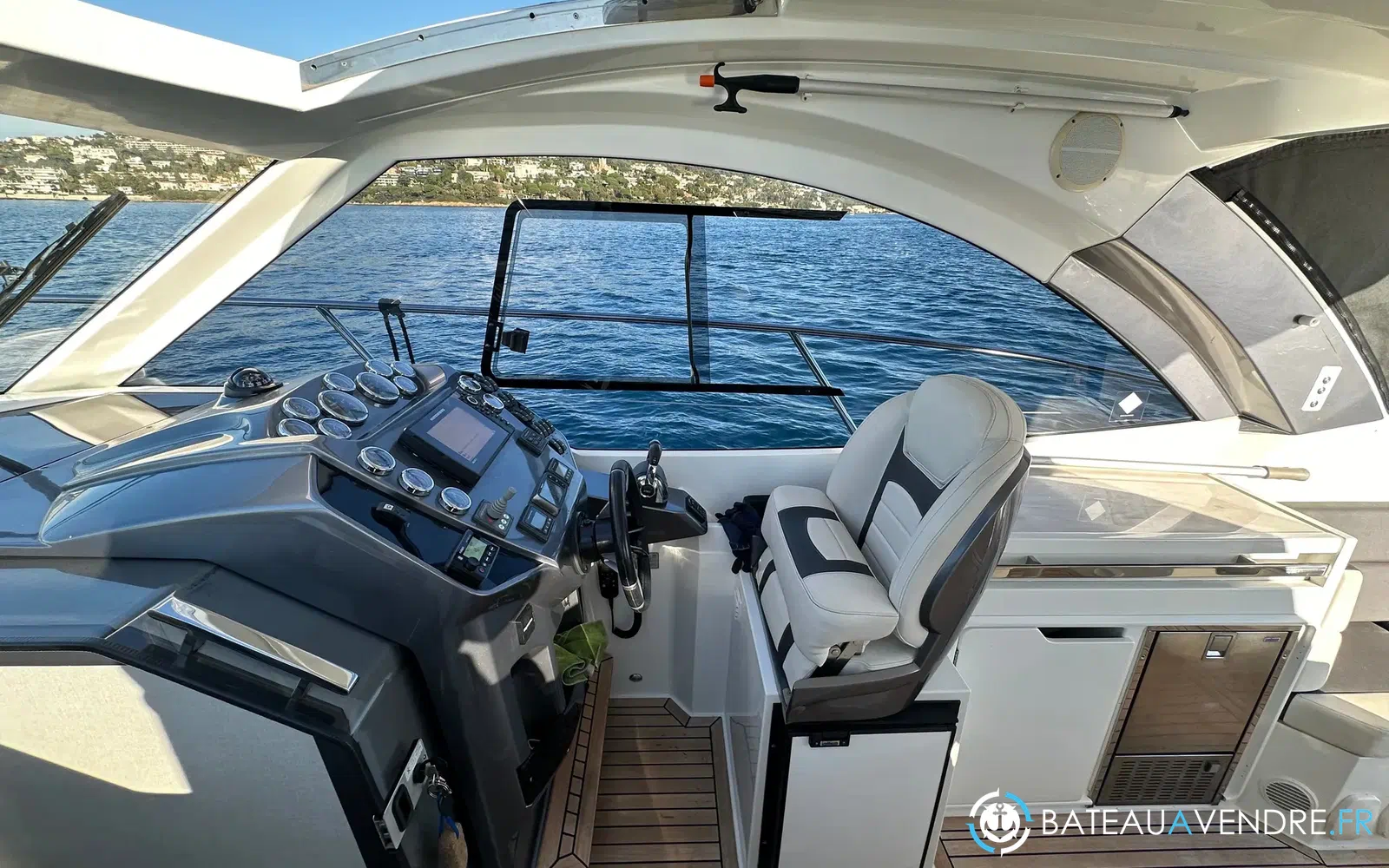 slider 13 Galeon 335 HTS