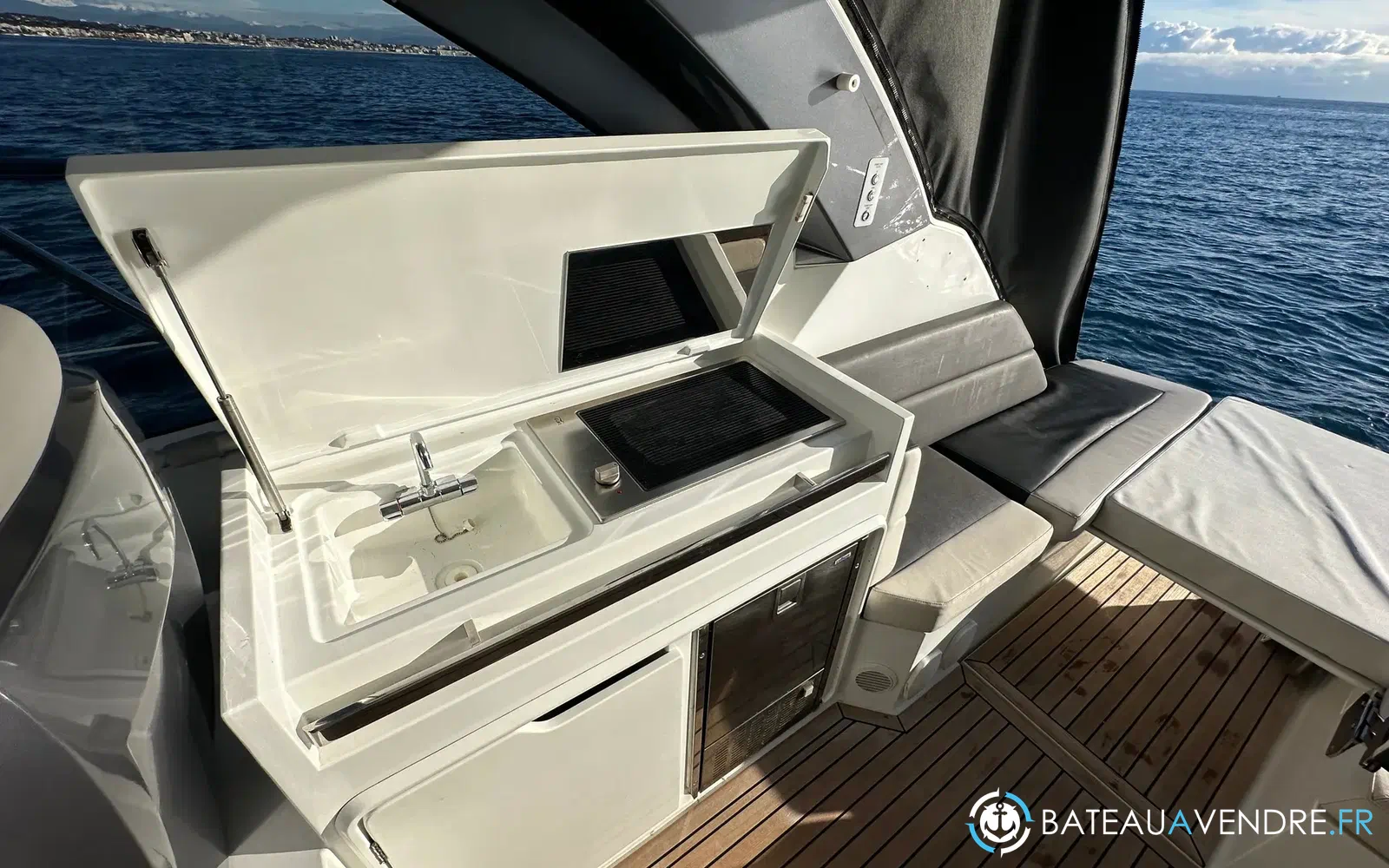 slider 22 Galeon 335 HTS