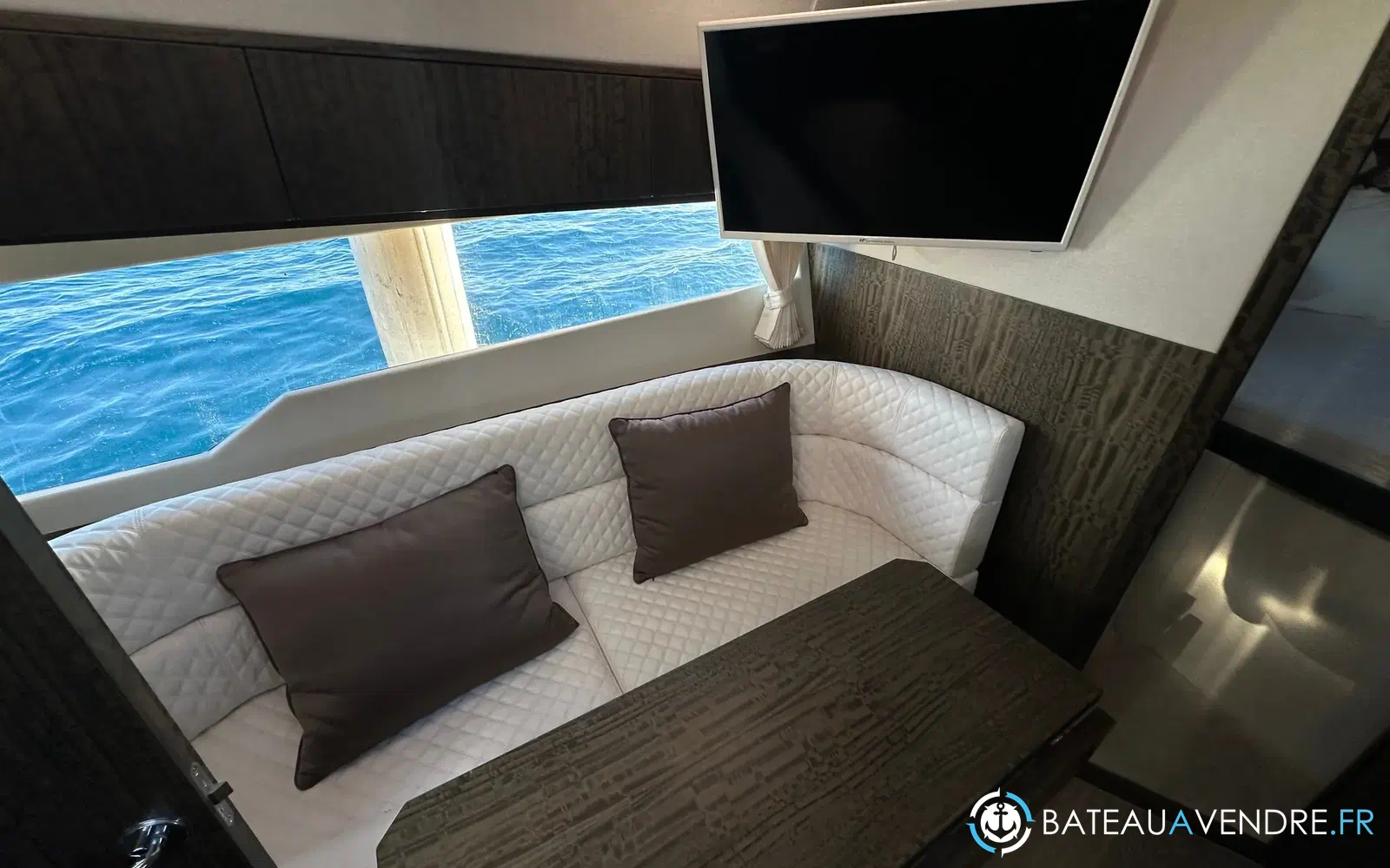 slider 25 Galeon 335 HTS