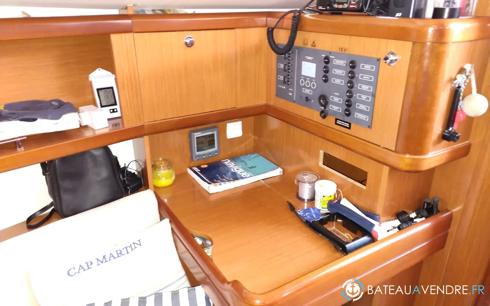 slider 33 Beneteau Oceanis 31