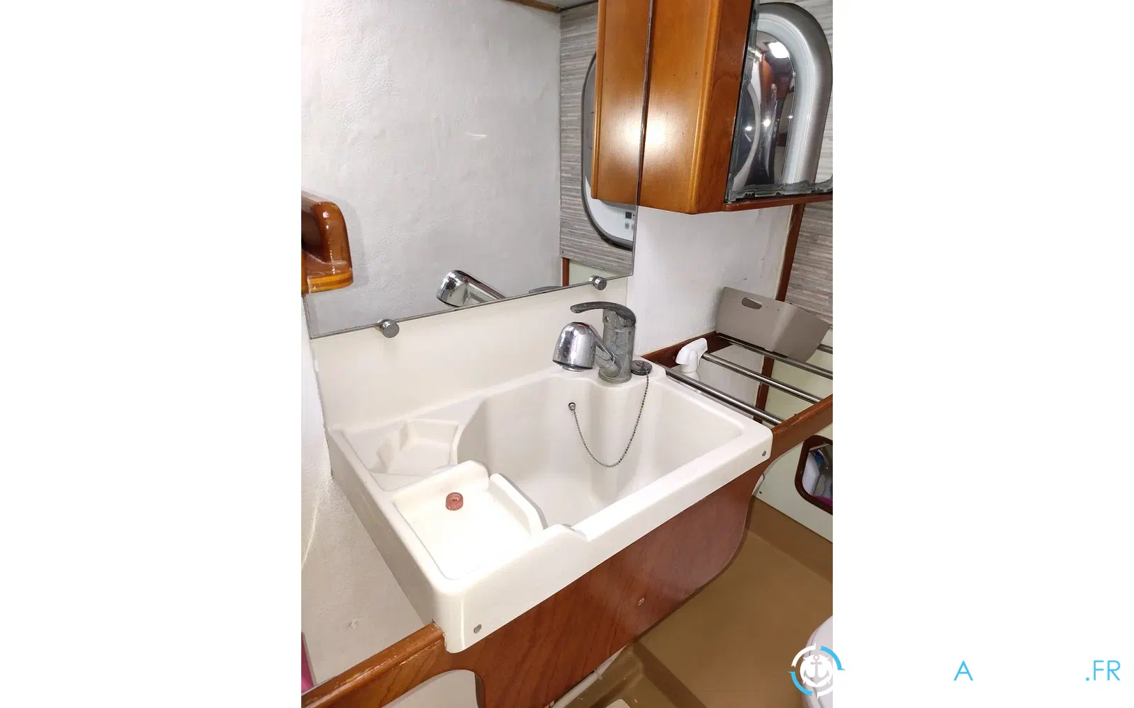 slider 58 Amel Santorin Ketch