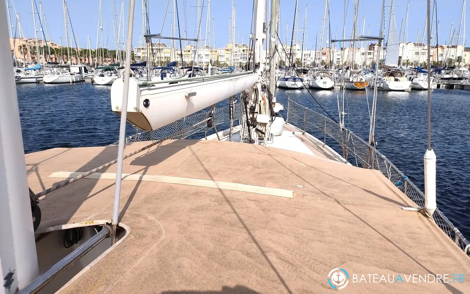 slider 4 Amel Santorin Ketch