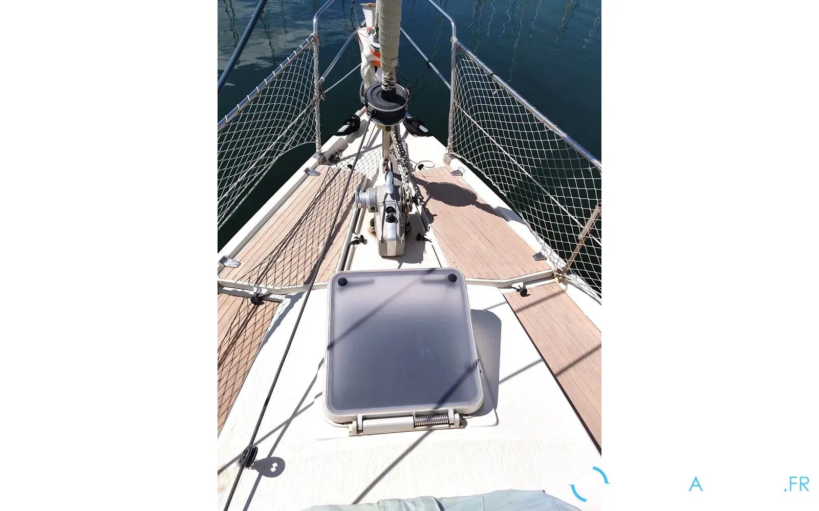 slider 7 Amel Santorin Ketch