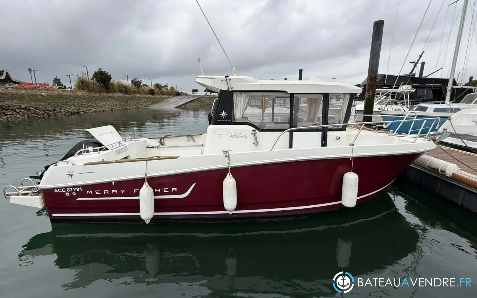 slider 0 Jeanneau Merry Fisher 755