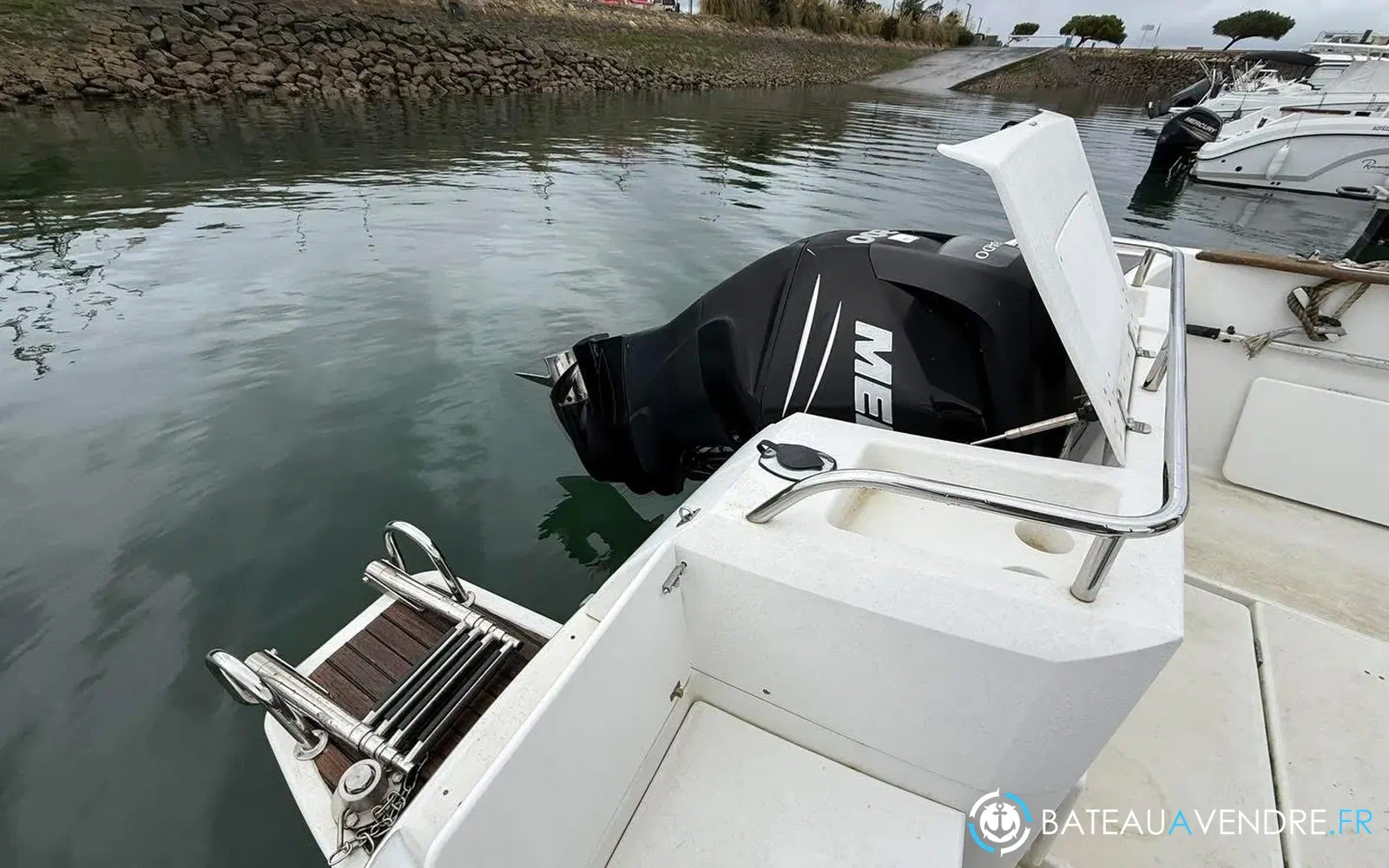 slider 4 Jeanneau Merry Fisher 755