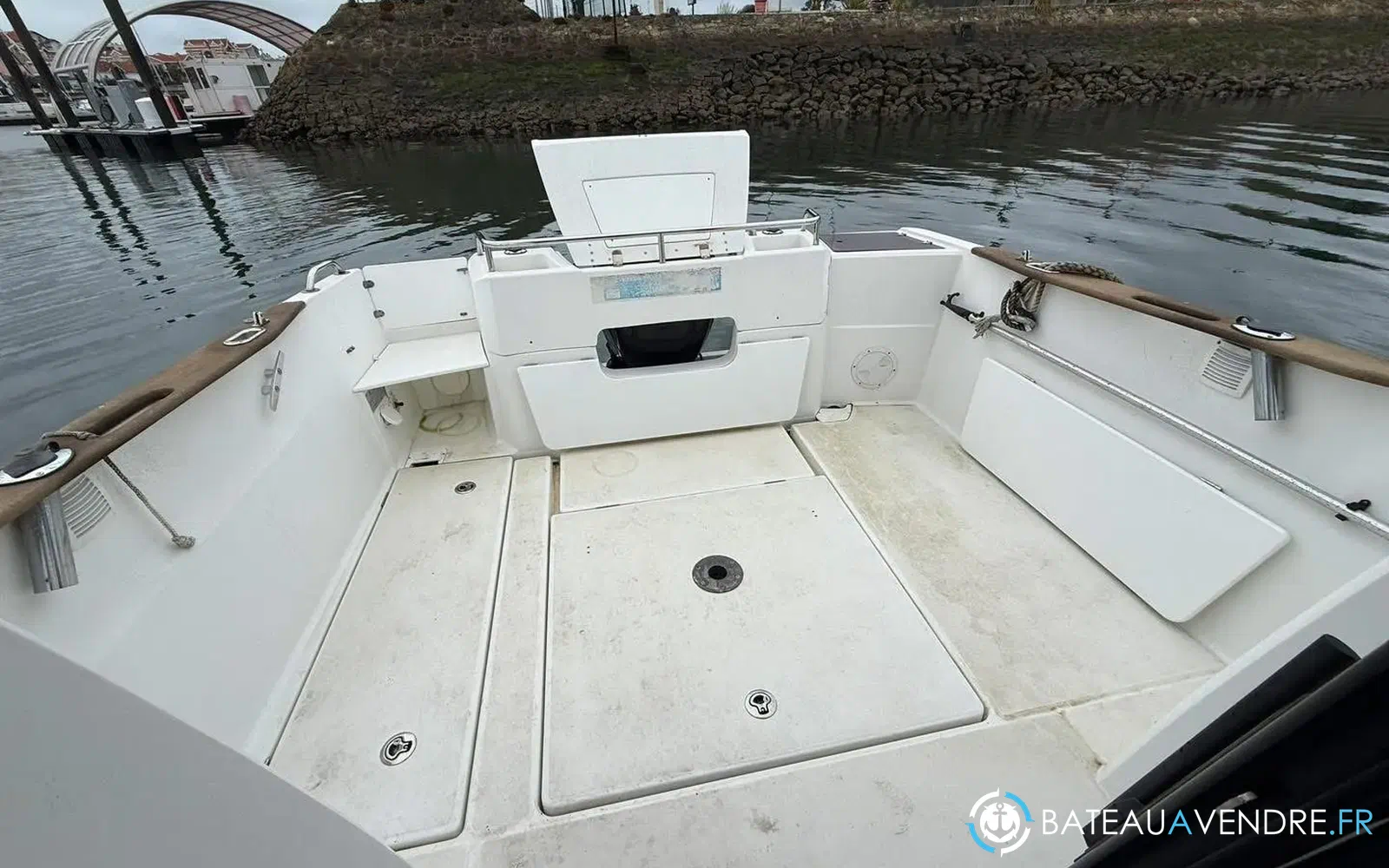 slider 6 Jeanneau Merry Fisher 755