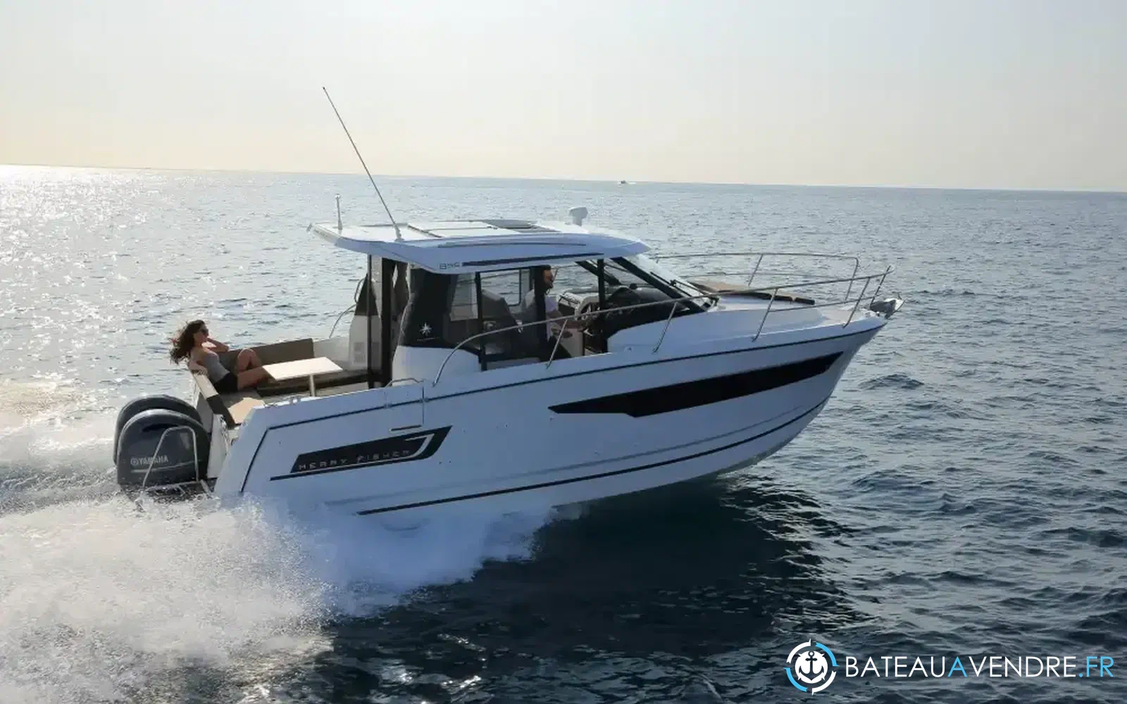 slider 1 Jeanneau Merry Fisher 895