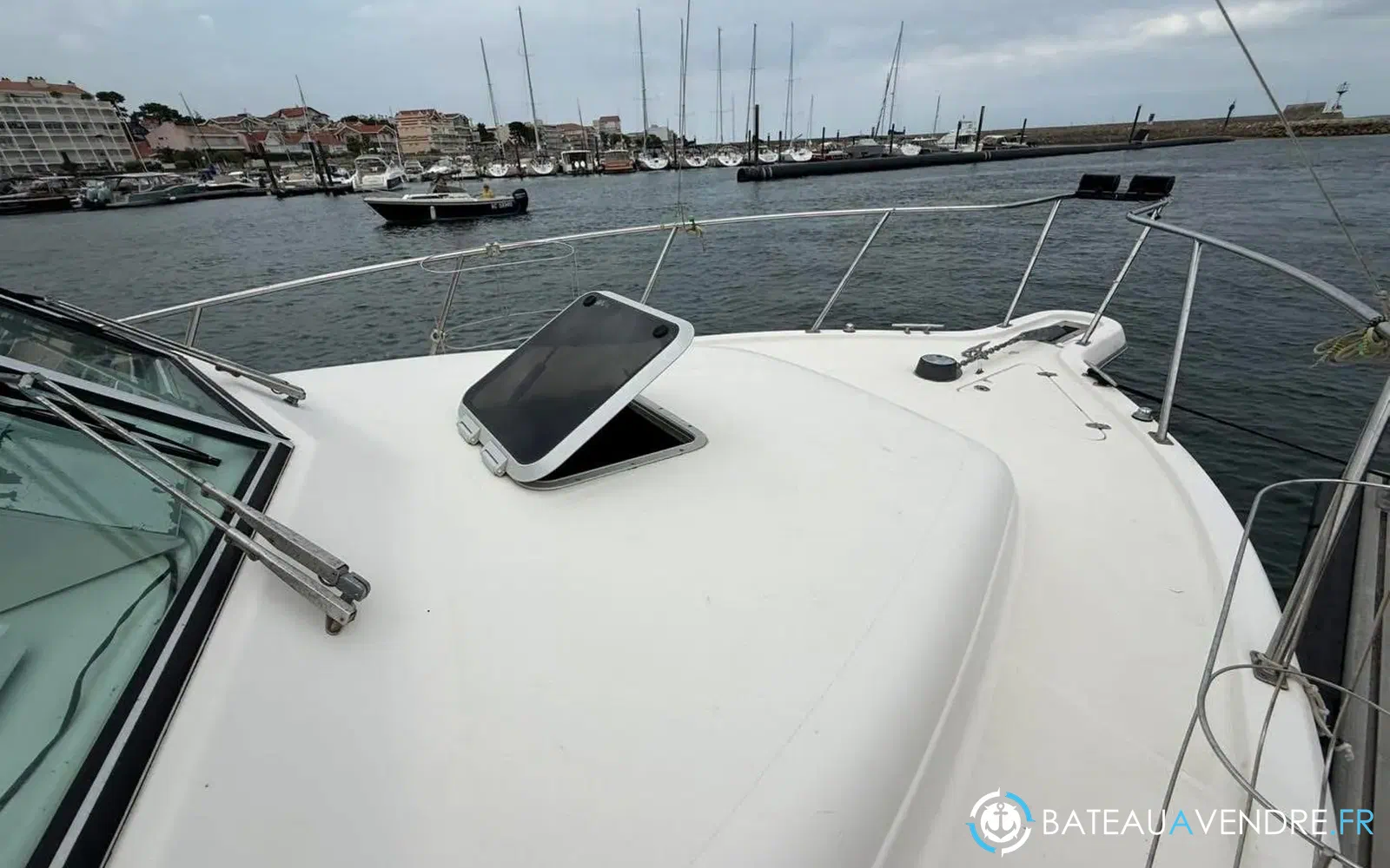 slider 11 Pursuit OS 305