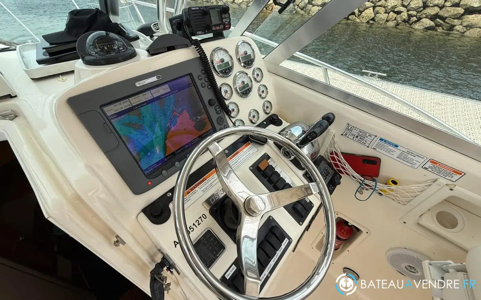 slider 14 Pursuit OS 305