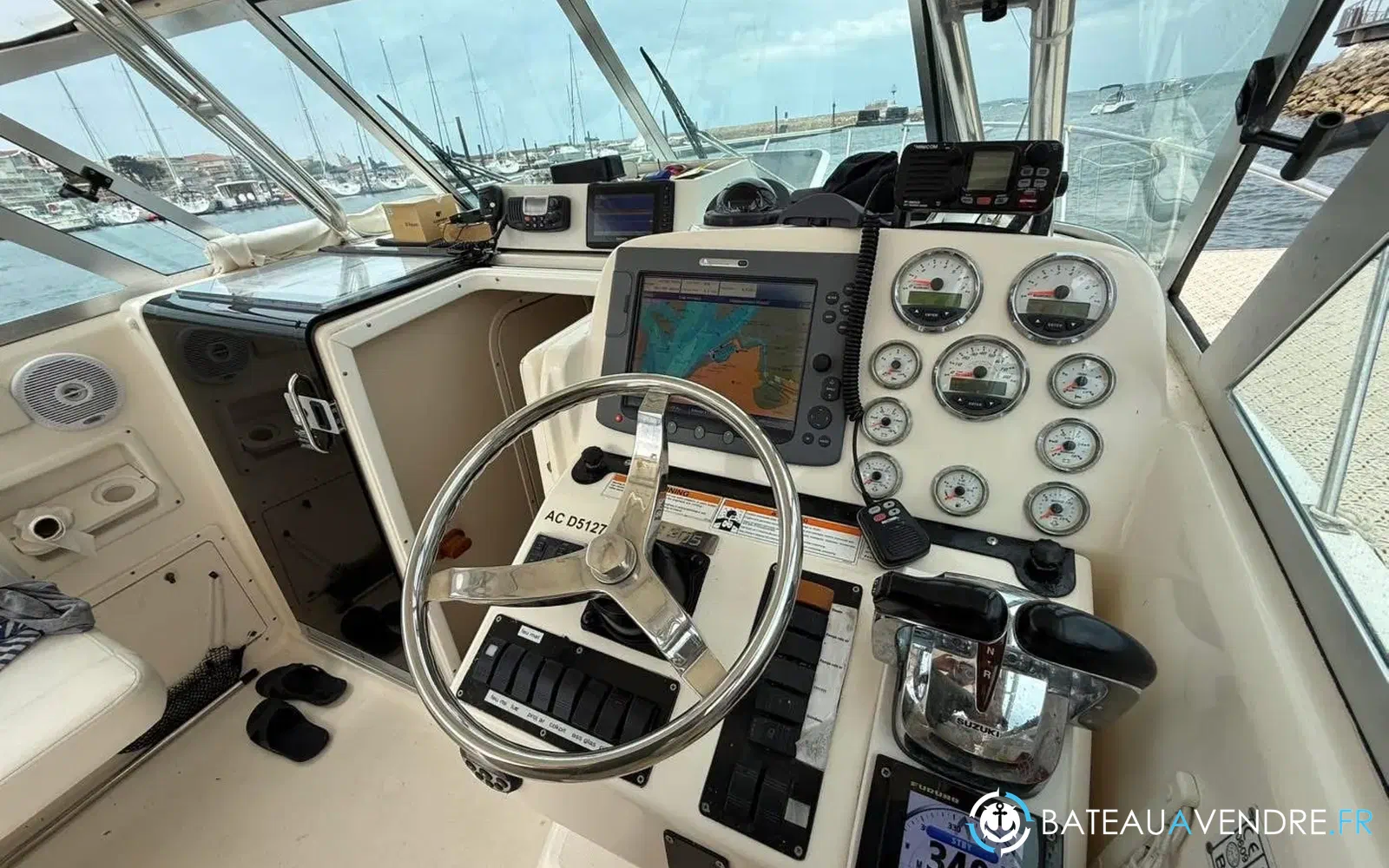 slider 15 Pursuit OS 305