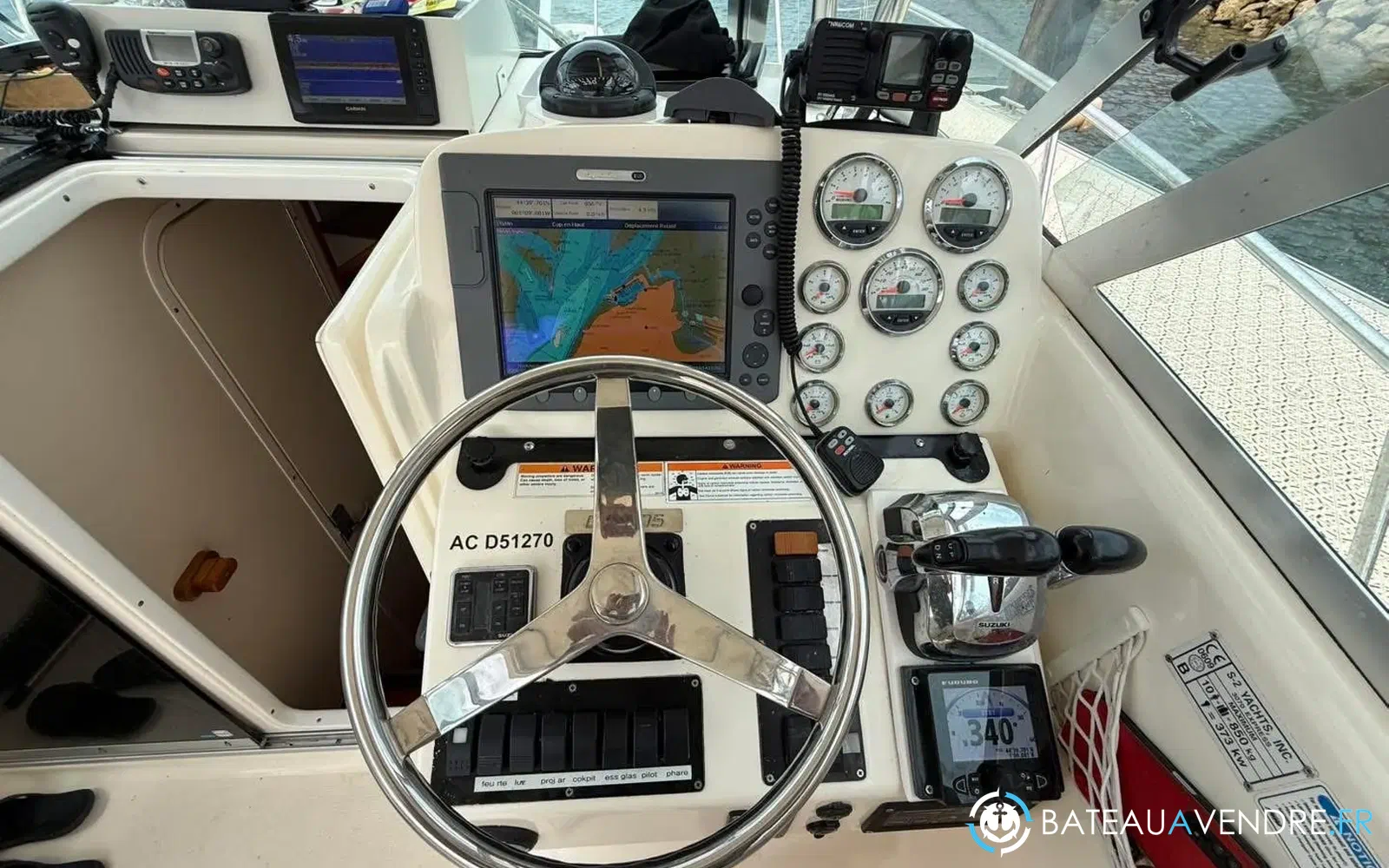 slider 16 Pursuit OS 305