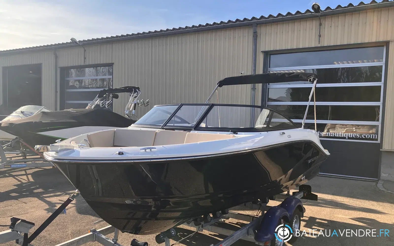 slider 0 Bayliner V20i