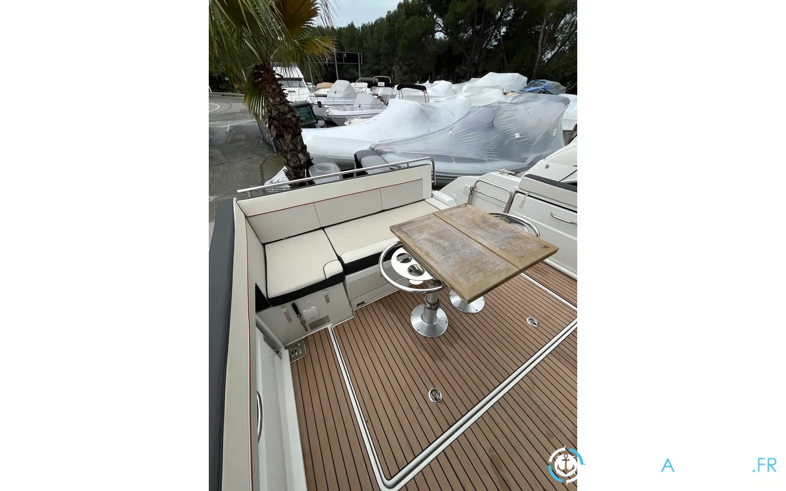 slider 27 Jeanneau Cap Camarat 10.5 WA