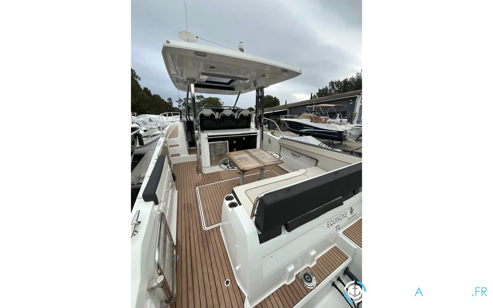 slider 3 Jeanneau Cap Camarat 10.5 WA