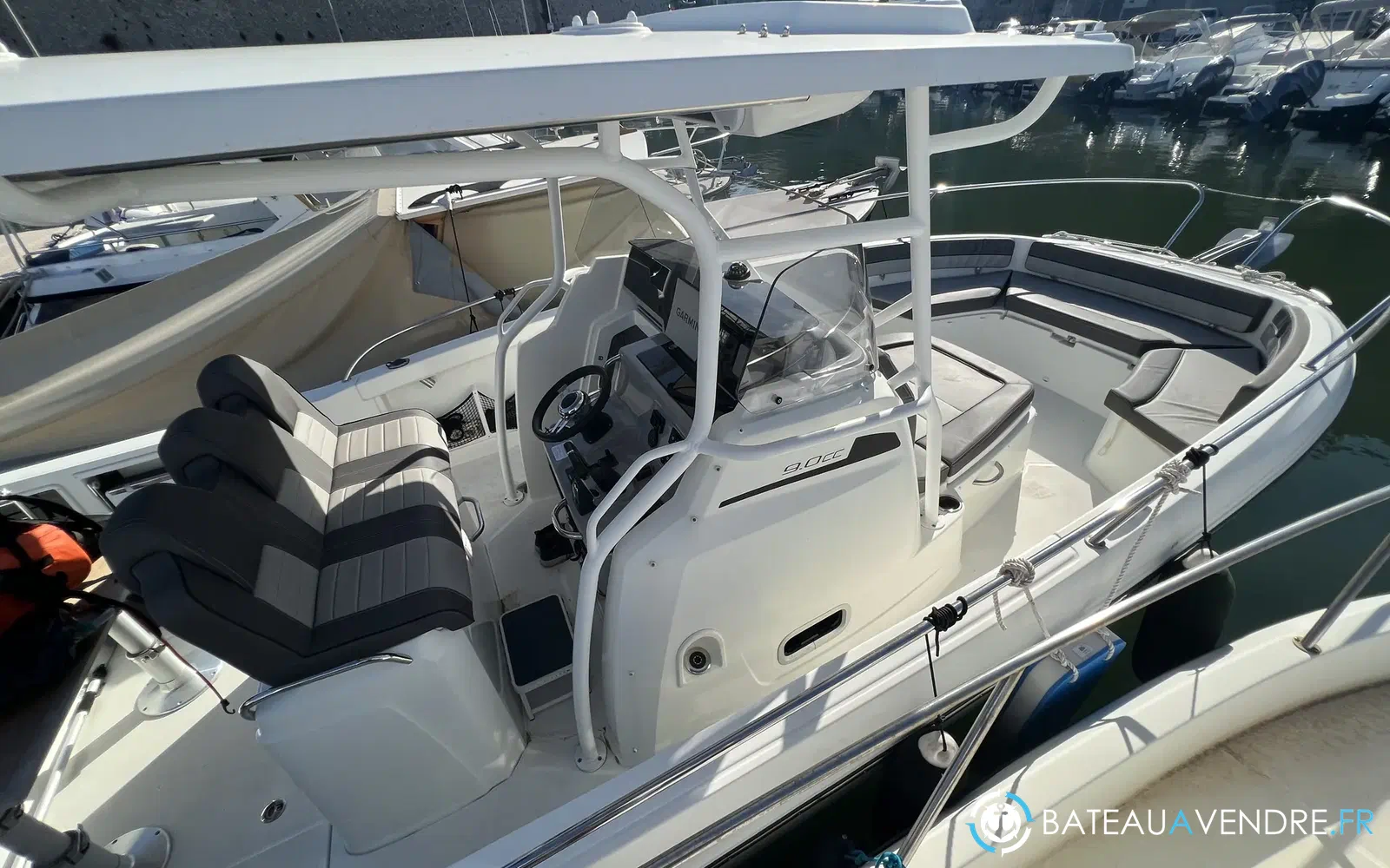 slider 13 Jeanneau Cap Camarat 9.0 CC