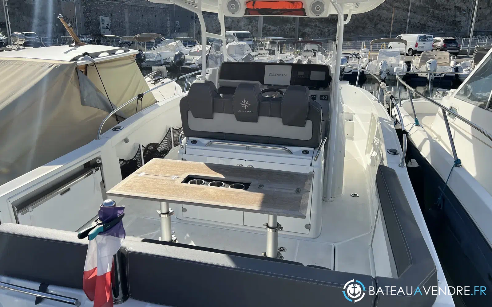 slider 5 Jeanneau Cap Camarat 9.0 CC