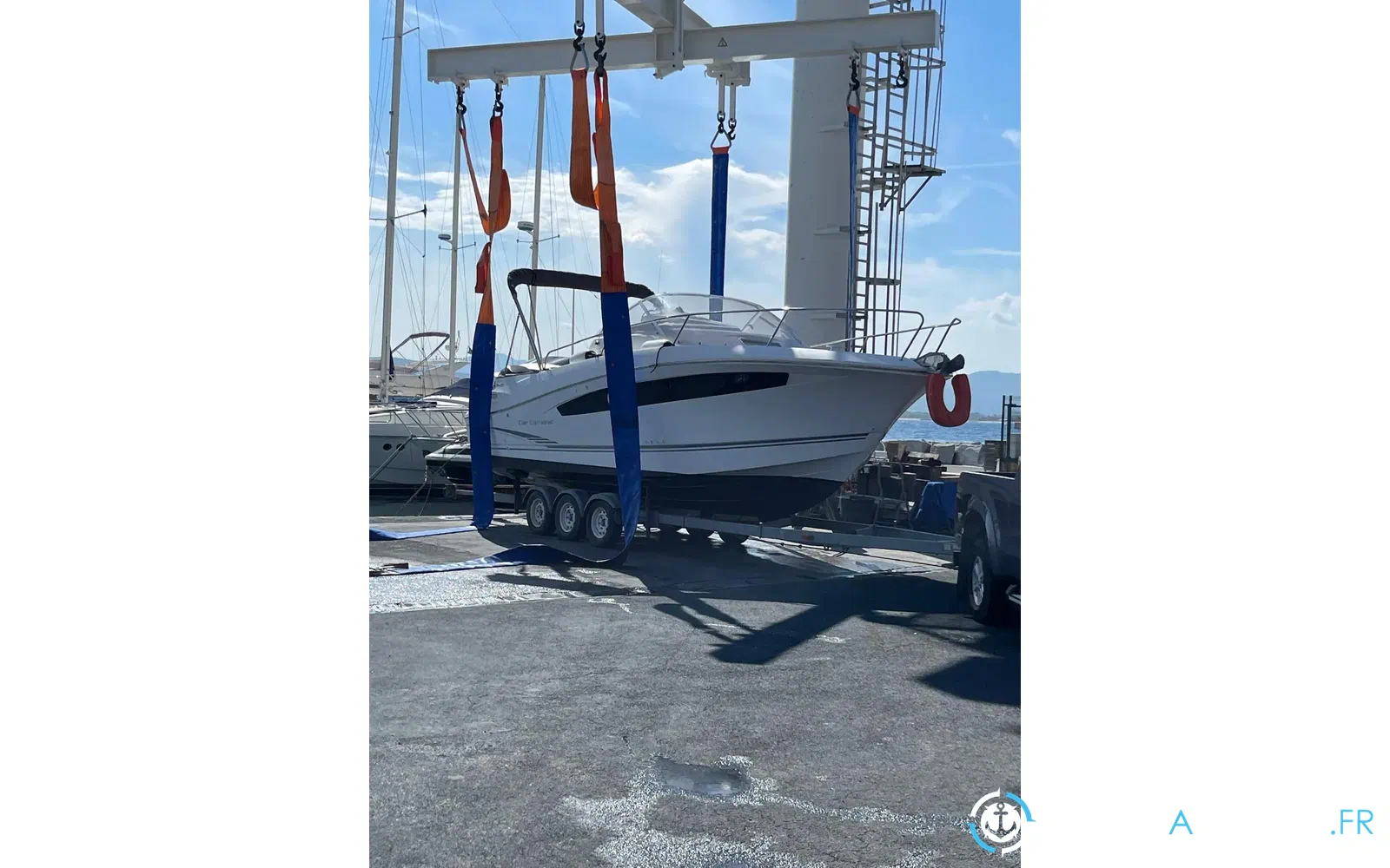 slider 28 Jeanneau Cap Camarat 8.5 WA