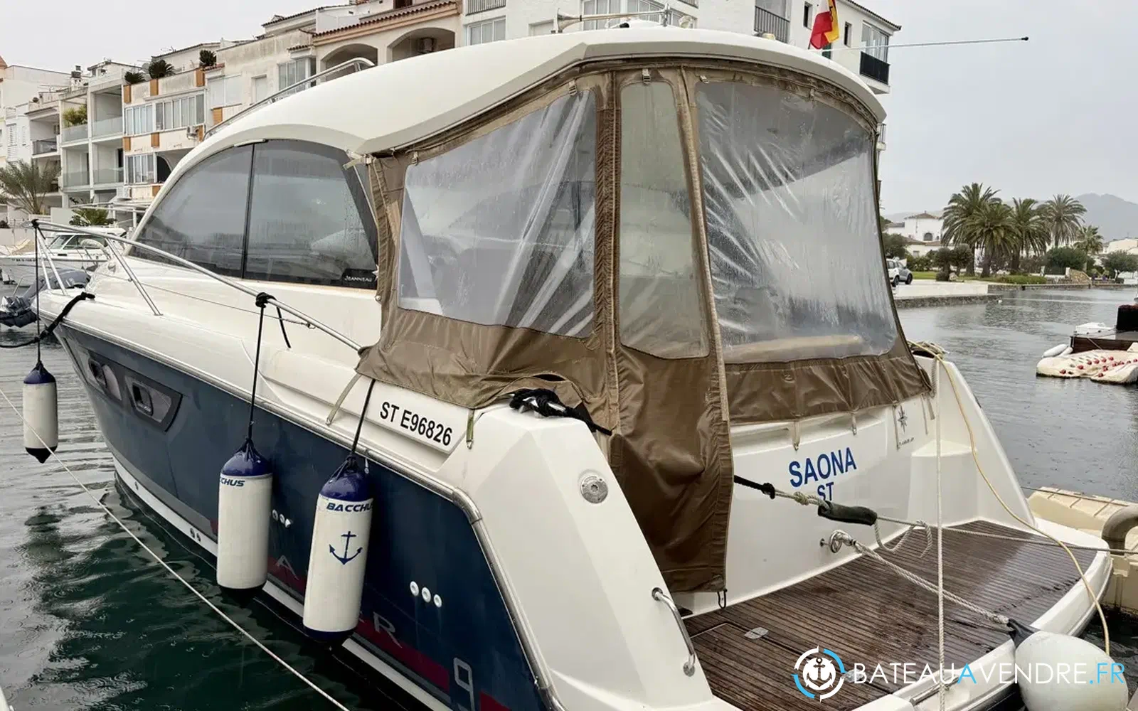 slider 2 Jeanneau Leader 9