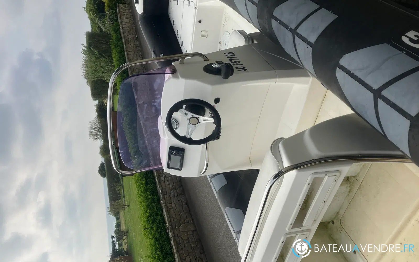 slider 8 Brig Falcon 570