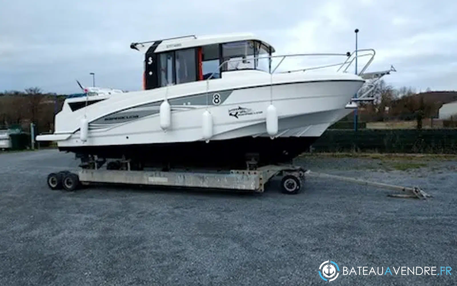 slider 5 Beneteau Barracuda 8