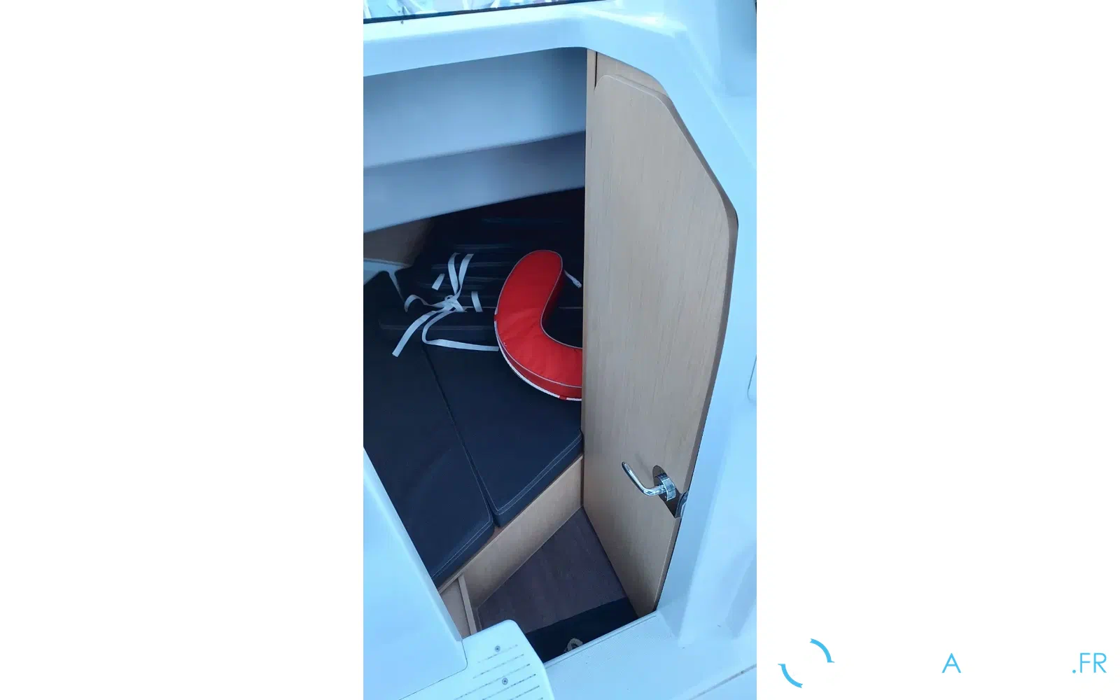 slider 9 Beneteau Barracuda 8