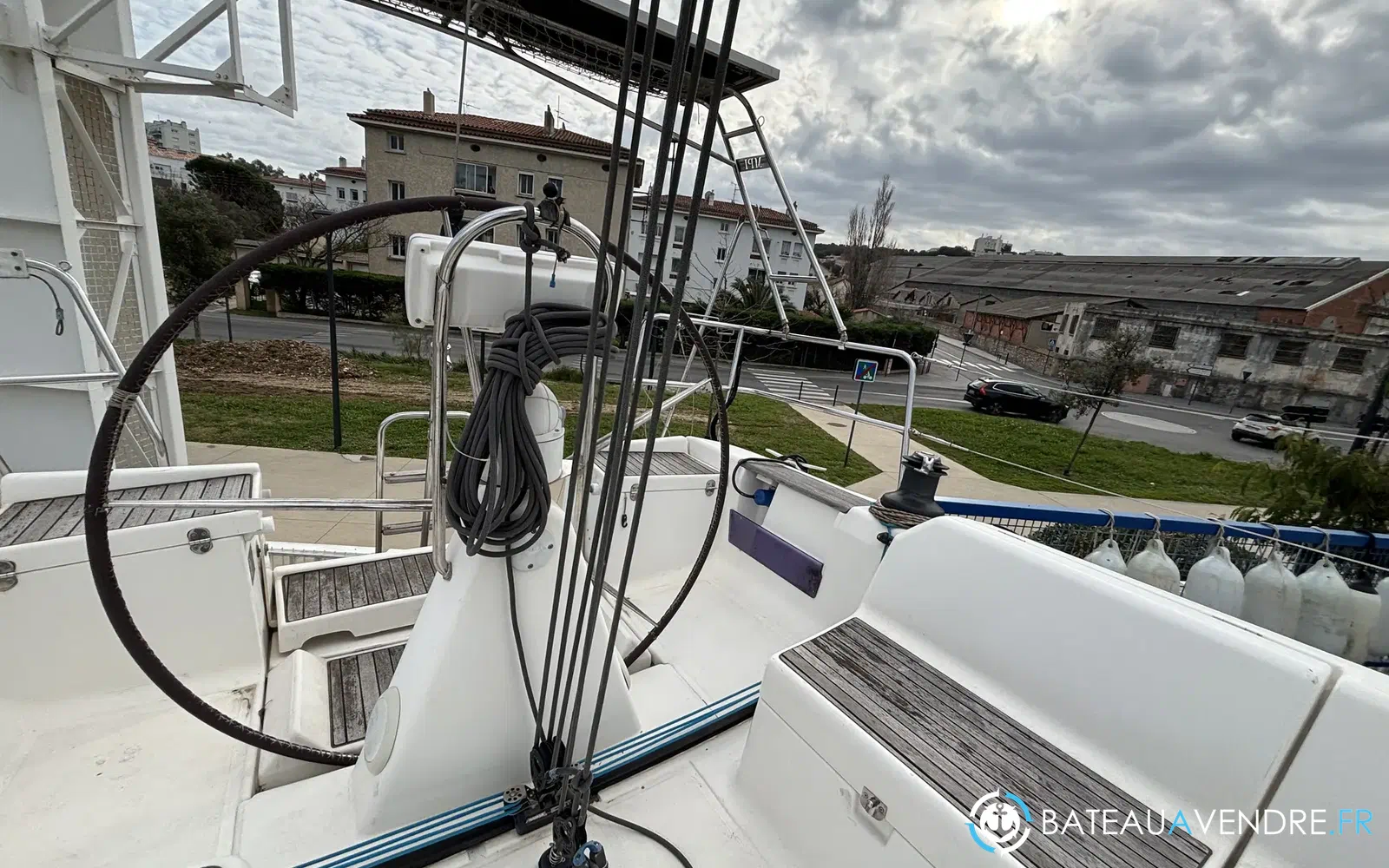 slider 10 Dufour 40 PERFORMANCE