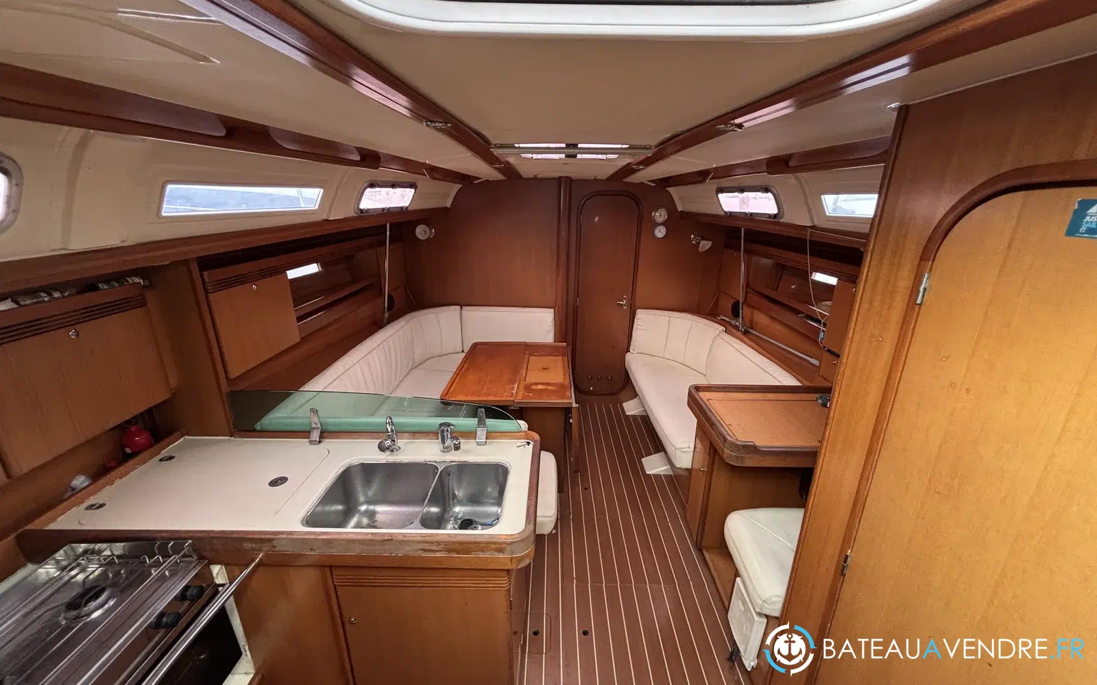 slider 12 Dufour 40 PERFORMANCE